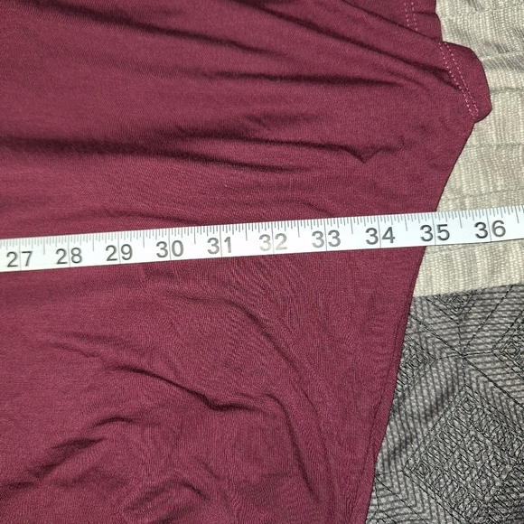 Adrienne Plum V-Neck Pocket T-shirt Size 1X - Picture 7 of 8